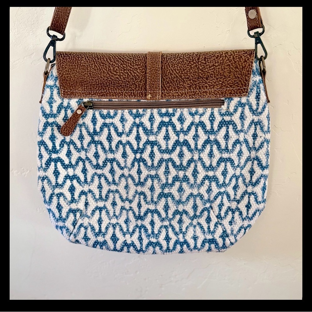 MYRA BAG Hand-Crafted Cotton & Cowhide Leather Adjustable Crossbody Shoulder Bag - Picture 4 of 6